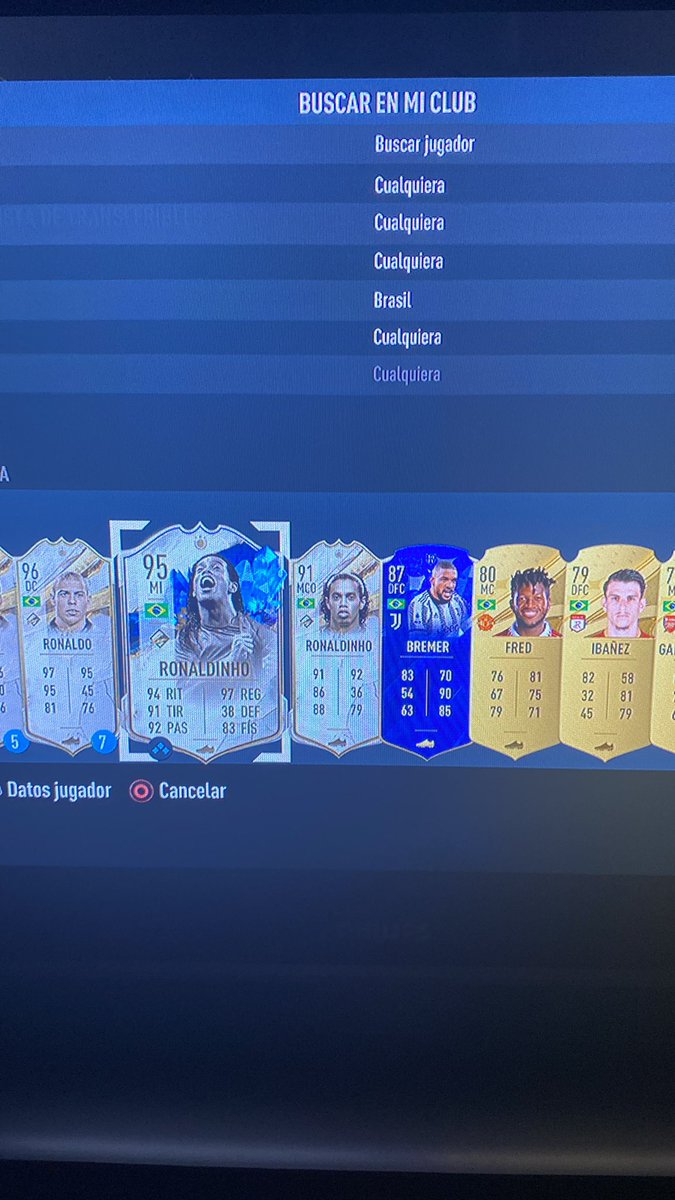 SenorHunterton's tweet photo. @DjMaRiiO @cachoo01 @TodoSobreFIFA_ @Davizosky @reysa_b Gran suerte la mía https://t.co/YkgRPWvitf