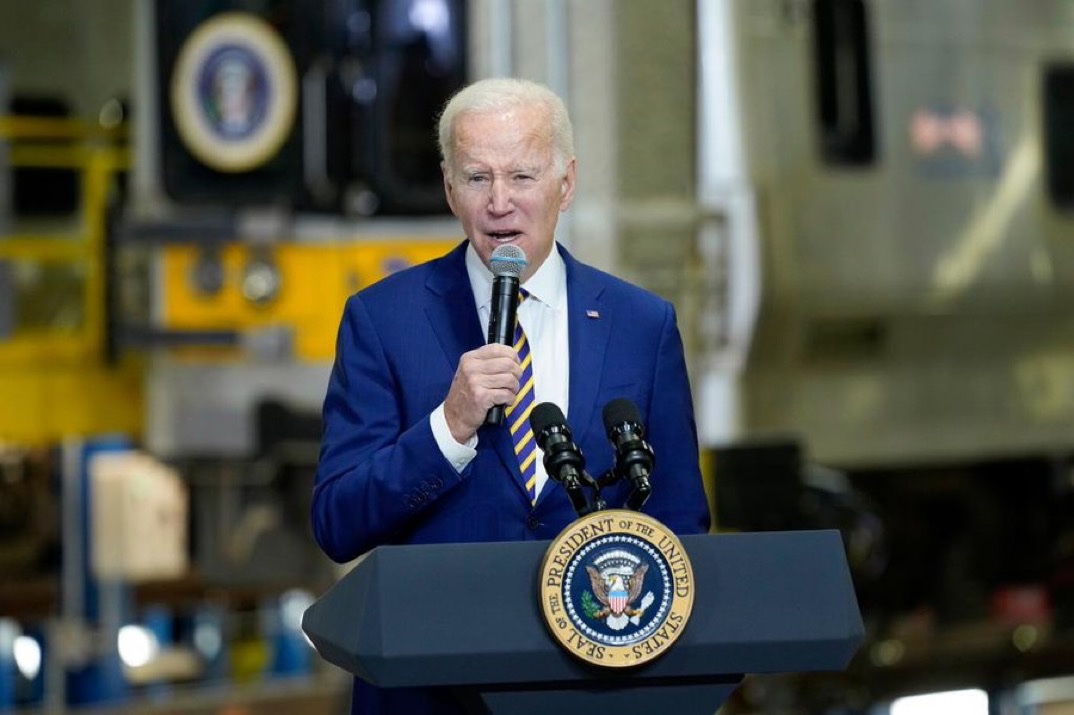 DailyLoud's tweet photo. President Joe Biden calls global warming bigger threat to humanity than nuclear war. https://t.co/YhaW1LQzbW