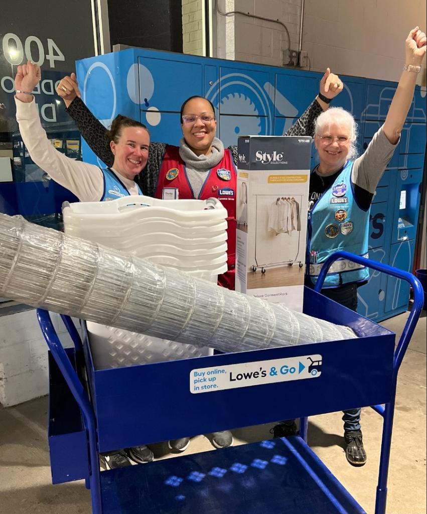 517 hit 6 million in internet sales and WTD LTR is at 100! I am SO proud of the fulfillment team here at 517! What a way to end 2022! @nmcmillan1369 <a href="/mikekcross1/">Michael Cross</a> <a href="/BenitoKomadina/">Benito.Komadina@Lowes</a> <a href="/KeithRedmiles/">Keith Redmiles</a> <a href="/MarvinREllison/">Marvin Ellison, Chairman & CEO of Lowe’s</a> <a href="/BlueBoxR1/">@BlueBoxR1</a> <a href="/LowesMedia/">Lowe's Media</a>