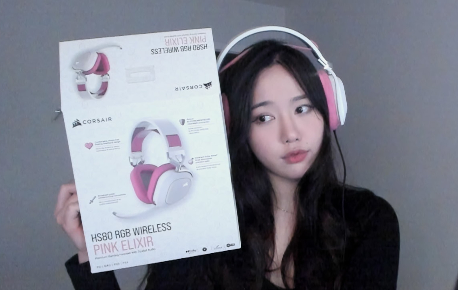 ploo💫 on X: GIVEAWAY ALERT 🐰 2 lucky winners will be sent the cutest  headset!! @CORSAIR HS80 in the color PINK ELIXIR :3 -like & rt -follow  @plooful @CORSAIR will be picking