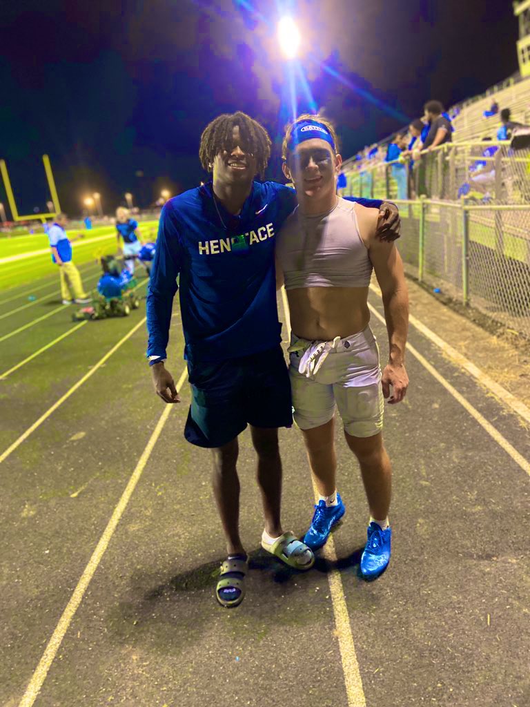 JamarriPrice1's tweet image. 🕊️😪💔Can’t believe I am saying this Long live my little brotha man a innocent life taken from us too soon he never even got the opportunity to graduate high school or go to college but now he is in a better place with the man above love you so much 8 until we meet again ❤️🥺🕊️