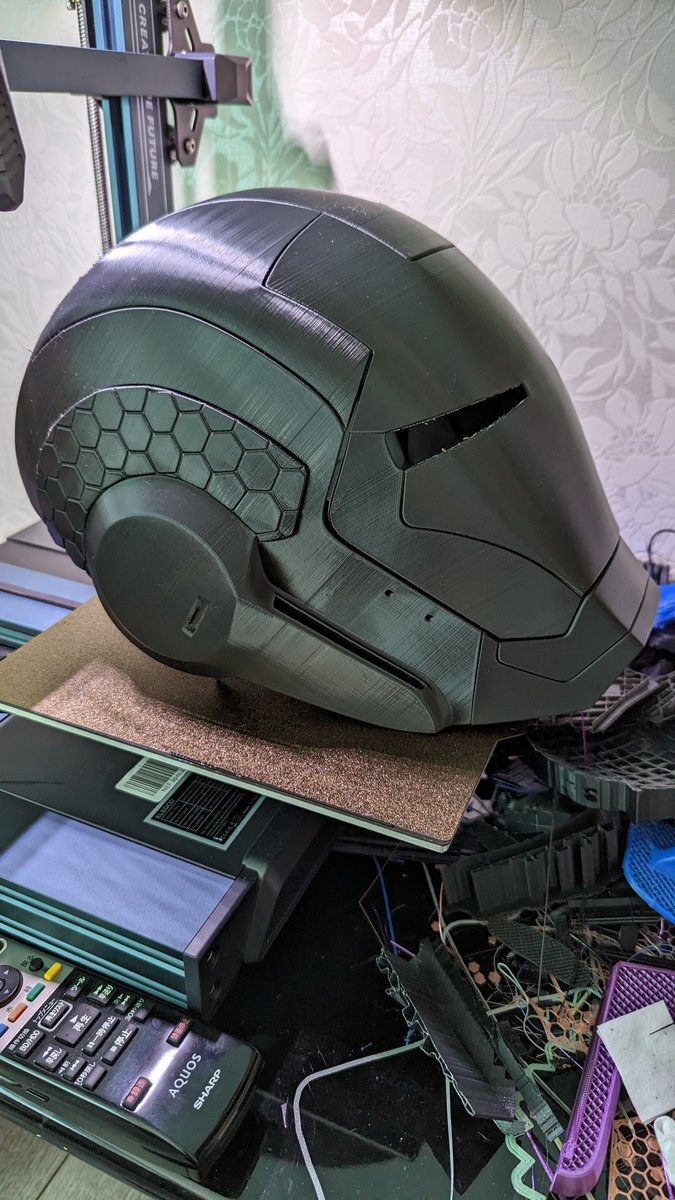DJmizuhara's tweet photo. Just finished printing my Ironman MK 39 Starboost helmet on my @Elegoo_Official #neptune3pro #3dprinter. Can't get over how smooth this print is.
#3dprinting
#marvel https://t.co/jGs3SxoTpW