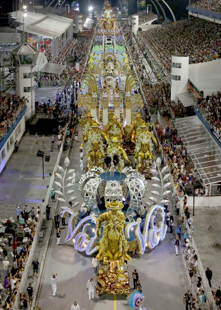 viverosamba's tweet photo. VAI - VAI 2015 - Simplismente Elis - A fábula de uma voz na transversal do tempo...🖤🤍 https://t.co/ZqlhHaeIbX