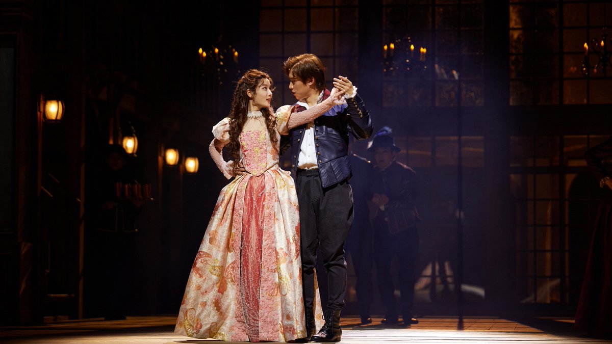 FadaKYJ's tweet photo. Mais uma imagem do NewsJamm sobre a peça Shakespeare In Love. Belo papel de parede!

#김유정 #kimyoojung #kimyoujung #awesome_ent_official https://t.co/4B3Hy1sI7o