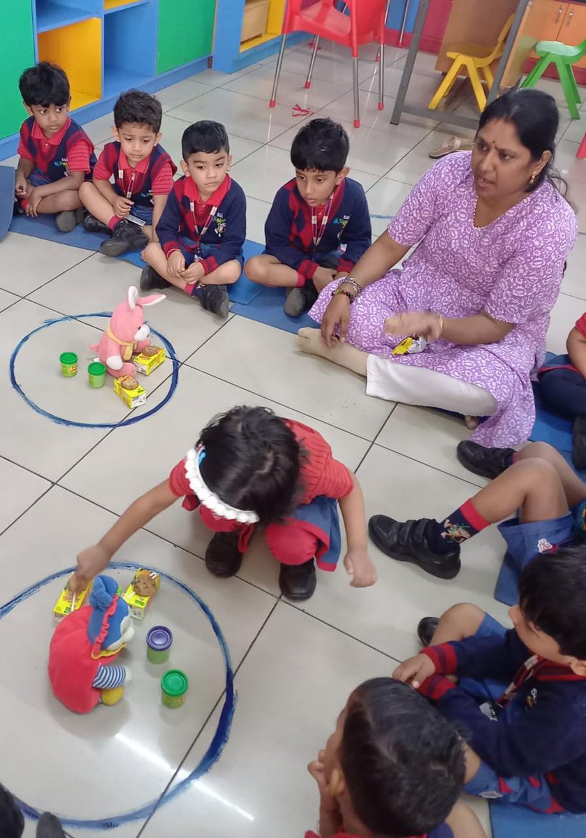 SAI_Edu_In's tweet image. Today the tiny tots of Nursery were introduced to the concept of sharing by emphasising on equal distribution. 
#21stcenturyskills
#Equaldistribution