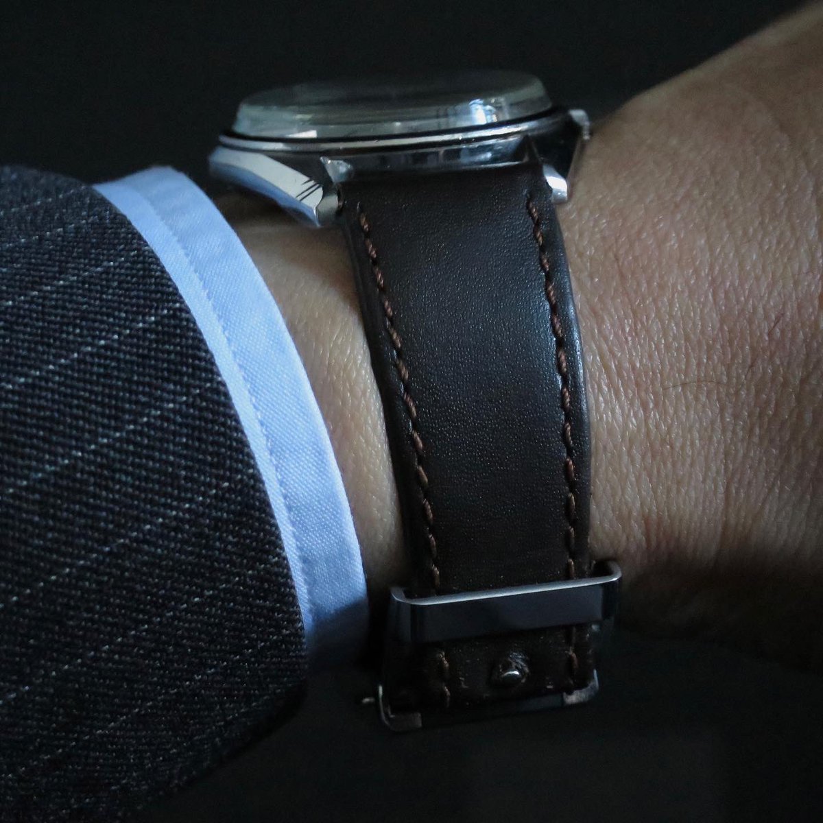 vintagebutsmart's tweet photo. Seiko Skyliner paired with Sony wena 3.
.
#seikoskyliner #seikovintage #vintageseiko #seikoholic #wena3 #canons120 https://t.co/Uv0j3srn54