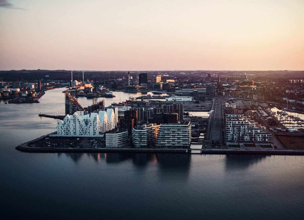 It’s the first of the month and that means there is a new “Destination Of The Month” on our platform CityZapper. In February, we inspire all our visitors for a city break to Aarhus in Denmark. Reach this city with the direct flight of <a href="/KLM/">KLM</a> from Schiphol to @Aarhus Airport.