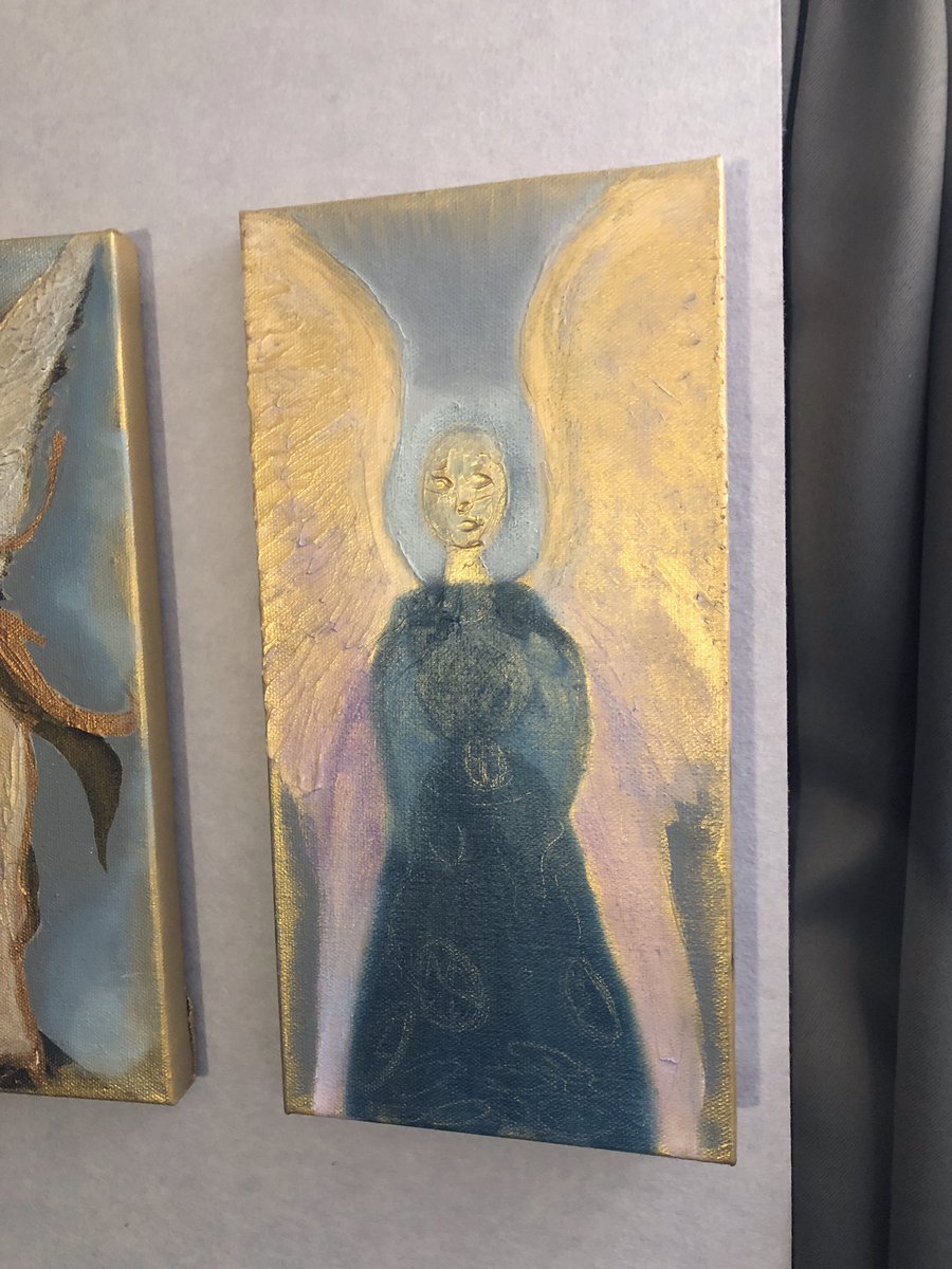 Some #angels by request: 

A Tutelary series 1-7

#mixedmedia #angel #paintings #wisconsinartist #contemporaryart #guardian #patron #seraph #messenger #metallic #celestial #gold #wings jenntodd.com