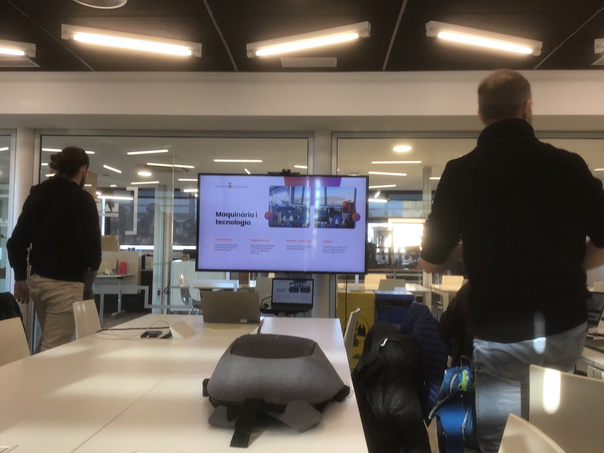 CRPTerrassa's tweet image. Comunitat STEAMCAT al LAB de Castellar del Vallès: un espai d’intercanvi, transferència educativa, creació, innovació i descobriments.
#steamcat 
#projectefaig 
⁦@Torredelpalau⁩ 
@iepereviver (Instagram)