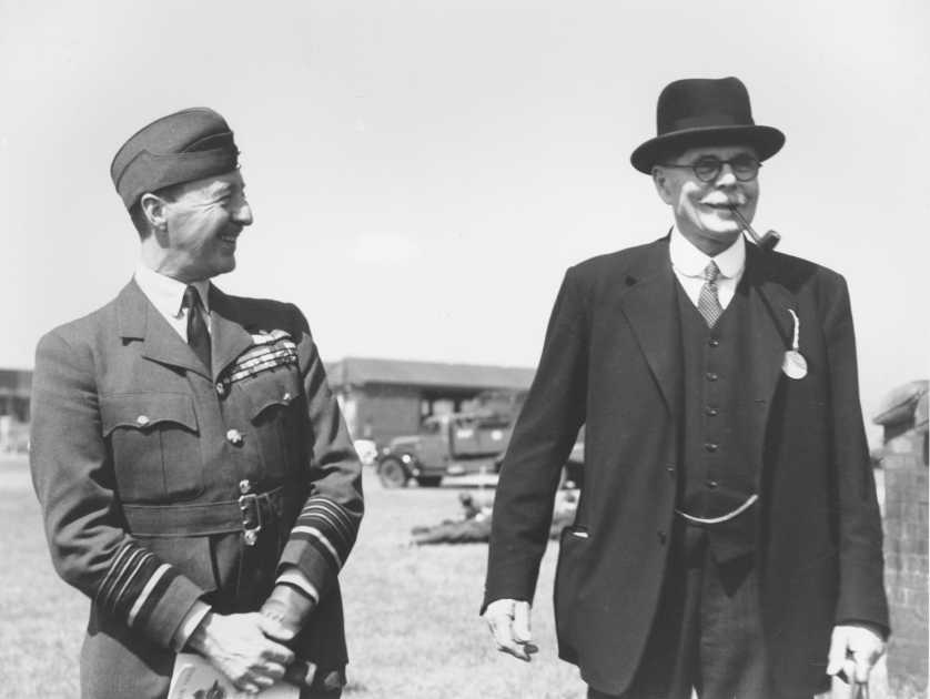 RAFMUSEUM's tweet photo. #ObjectOfTheDay : Officer's Uniform, B/G, Ptn 1920 which belonged to Marshal of the RAF Sir Cyril LN Newall. He retired from the RAF in OCtober 1940, was appointed Governor-General of #NewZealand and later became MRAF Baron Newall of Clifton upon Dunsmoor.
#rafuniform #mraf https://t.co/lSouh8jPZM