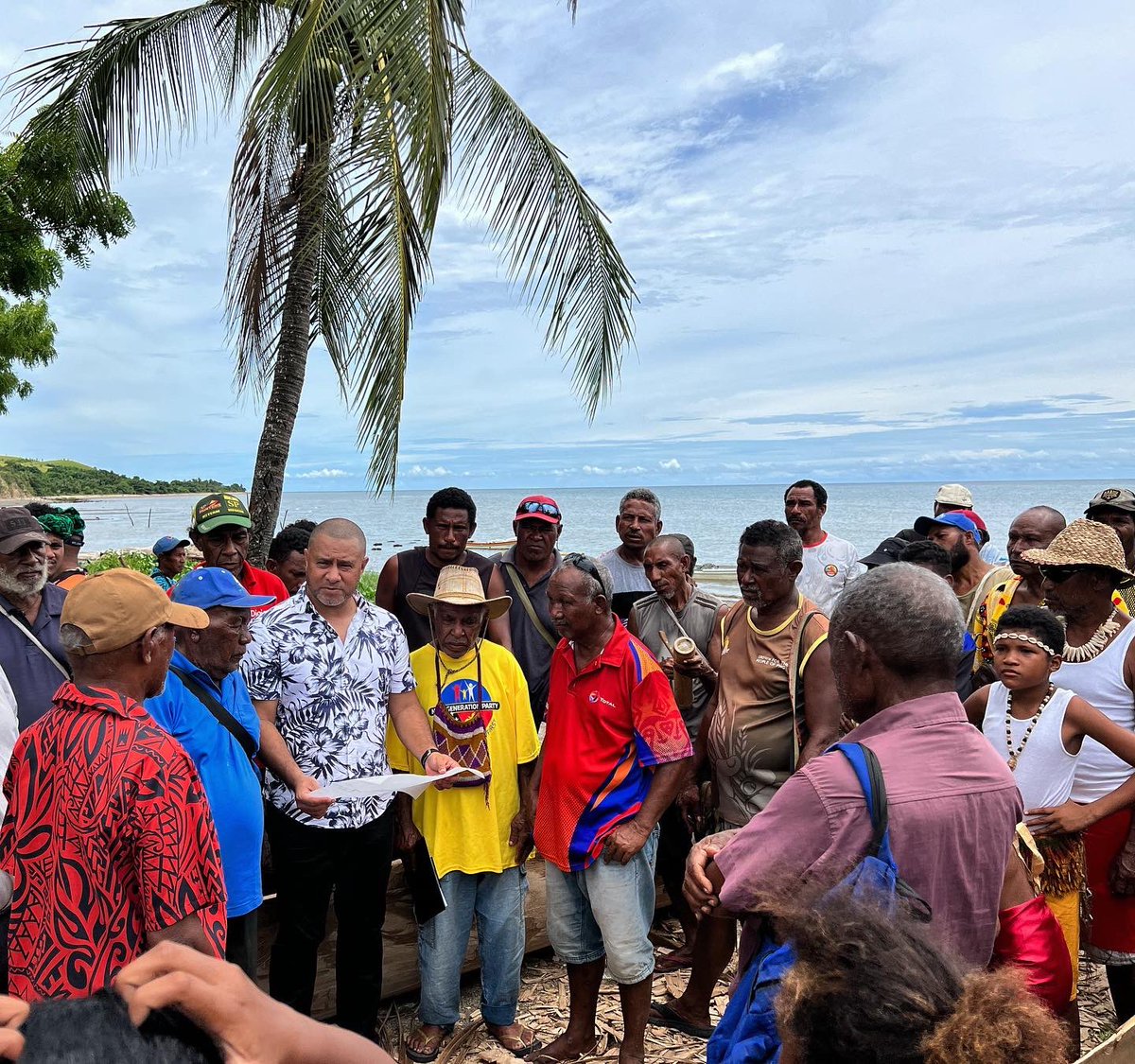 daditoka's tweet photo. Looking forward to the completion of the 2023 Hiri Moale Lagatoi by the people of Gaire Village. Bring on Kisere Bada. #motukoitavillages #centralprovince #gairevillage #hirimoale2023 #lagatoiconstruction #kiserebada #mkevents https://t.co/FwuOUyRxl6