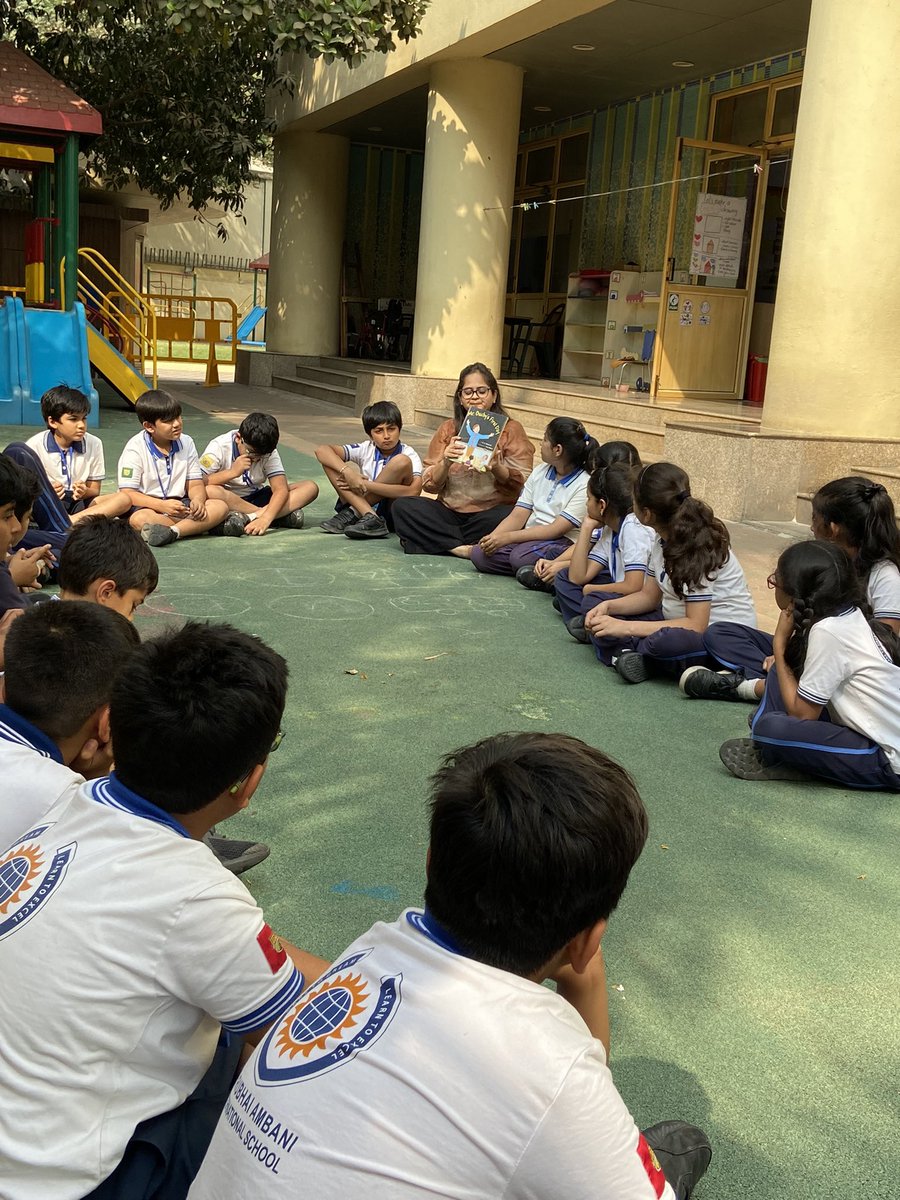 bhaktiilad's tweet photo. Celebrating the power of reading #WorldReadAloudDay @DaisMumbai Reading is Thinking @prithabanerje13 @vimi_santos @abhimanyubasu #ReadersAreLeaders https://t.co/jjzjCQ0HPv