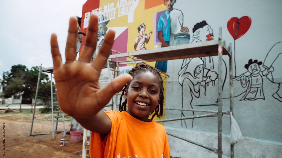 To #EndChildMarriage is a global responsibility.
 
Expediting its progress demands targeted interventions.
 
Today, UNICEF supports 4 countries pledging to achieve this goal by acting on five fronts.
uni.cf/pledge-against…