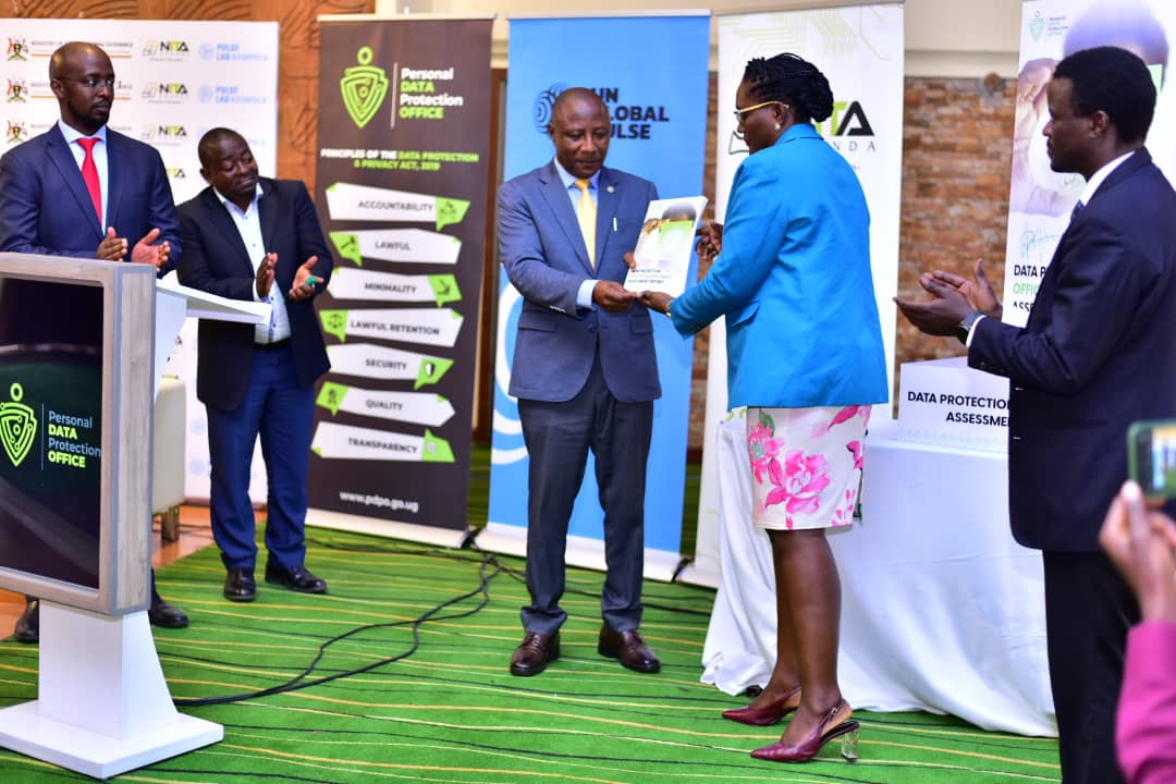 VickyVaroh's tweet image. Yesterday, Hon.@KabbyangaB officiated as the Chief Guest at the Data Privacy Conference that took place at Golf Course Hotel.

He also launched the Data Protection Officers Training Needs Assessment Report. 
#PersonalDataisPrivate
#PrivacyMonthUG2023