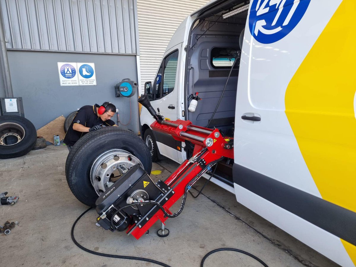 qwikfitau's tweet photo. Testing of our new machine for mobile tyre fitting service.
.
.
👉 Contact us at - 📞1300 202 203
🌍 https://t.co/ArrPRIRMIQ
.
.
#tyres #trucking #truckdriver #batteries #trailer #roadsideassistance #tyreshopsydney #jumpstart #vehiclerepair #tyrerepair #puncture https://t.co/rZEm1OFBYW