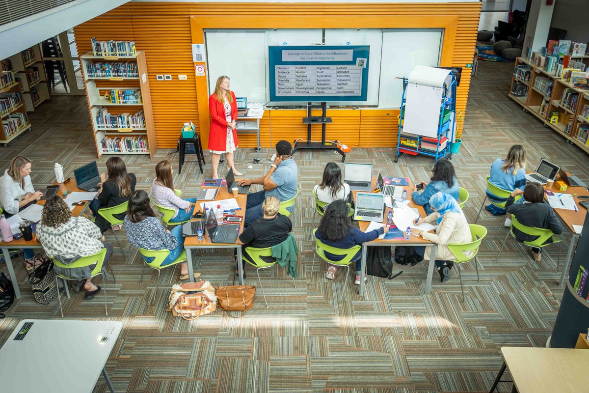 rvis_bh's tweet photo. We are proud to have partnered with @nesachat for the 2023 EDUCATORS TRAINING INSTITUTE! Thank you to NESA, the Speakers, and Delegates for being apart of the event. #rvisionaries #nesachat #bahrainedu
https://t.co/LGeDqt46as https://t.co/e7f829pMii