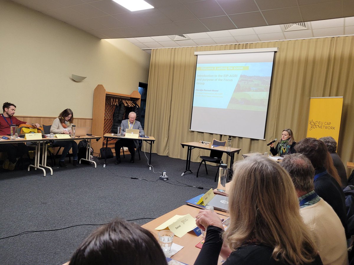 How can farmers create and maintain HDLF that positively impact farmland biodiversity? We are here in Poitiers to discuss this very important question #farmlandbiodiversity #focusgroup #HDLF @BioDataCentre @EIPAGRI_SP @PollinatorPlan