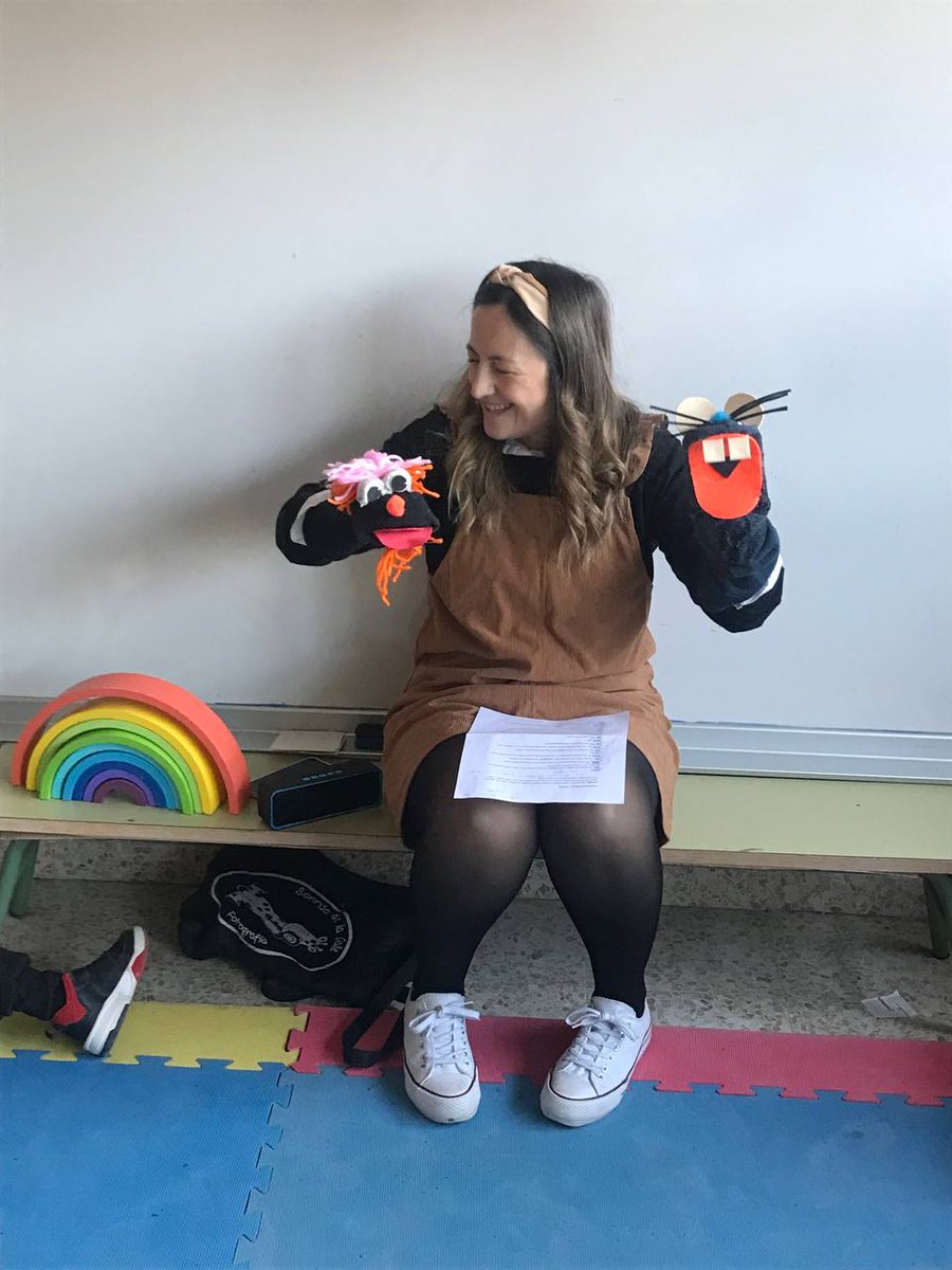 Os presento a Trapete y Felpito mis nuevos amigos que han venido del planeta Reimaginar para que los niños del planeta tierra les cuenten cómo mejorar el planeta y qué cosas no se deben hacer jamás.
Felicidad. 
#educación #educacionInfantil