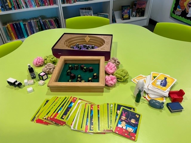 DurhamLibraries's tweet photo. Seaham Library Games Club ♟🎲
Join in the fun and games at Seaham library every Thursday 5pm-6pm suitable for ages 8+.
Meet up and play some favourite board games or why not try something new?
#DurhamLibraries https://t.co/l1ZrXBeVSn