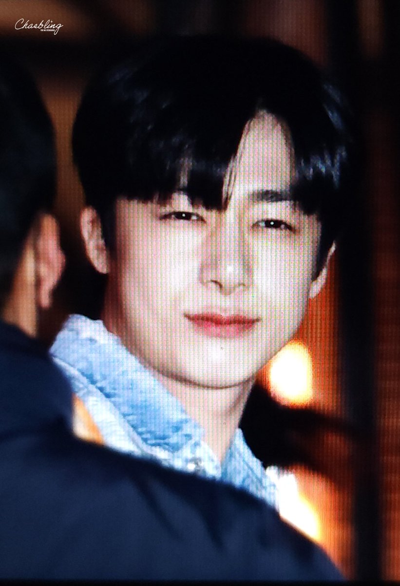 chaebling_0115's tweet photo. 230201 다이슨 출근 프리뷰

#형원 #ヒョンウォン #hyungwon #h_one ♡̆̈
#MONSTAX #몬스타엑스
@OfficialMonstaX https://t.co/xEmO4KQmH9