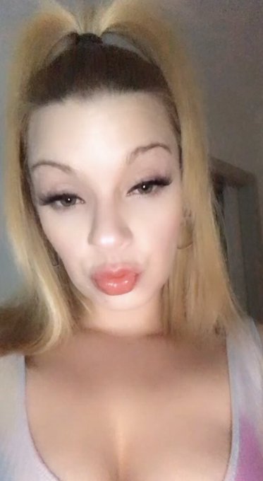 Good morning  🌞 yea  Add my #snapchat : Snowliving101 &bull; #instagram : xratedsnowie ask about my #onlyfans<a href="/tag/snapchat"class="tags">#snapchat</a><a href="/tag/follow"class="tags"><span>#follow</span></a><a href="/tag/girl"class="tags"><span>#girl</span></a><a href="/tag/instagram"class="tags"><span>#instagram</span></a><a href="/tag/pretty"class="tags"><span>#pretty</span></a><a href="/tag/trending"class="tags"><span>#trending</span></a><a href="/tag/addme"class="tags"><span>#addme</span></a>