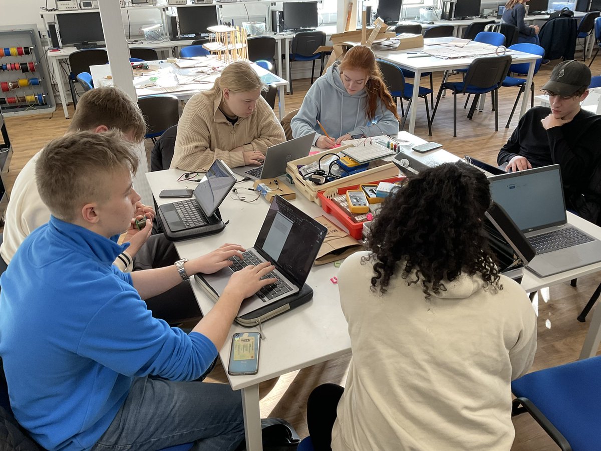 SECSciences's tweet photo. The Industrial Cadets are making good progress on their Gold Project, designing and building a prototype personal and environmental monitoring system for military personnel. @StEdwardsChelt @IndustrialCadet #SECSixthform #teamwork https://t.co/R5CGvRYE8N