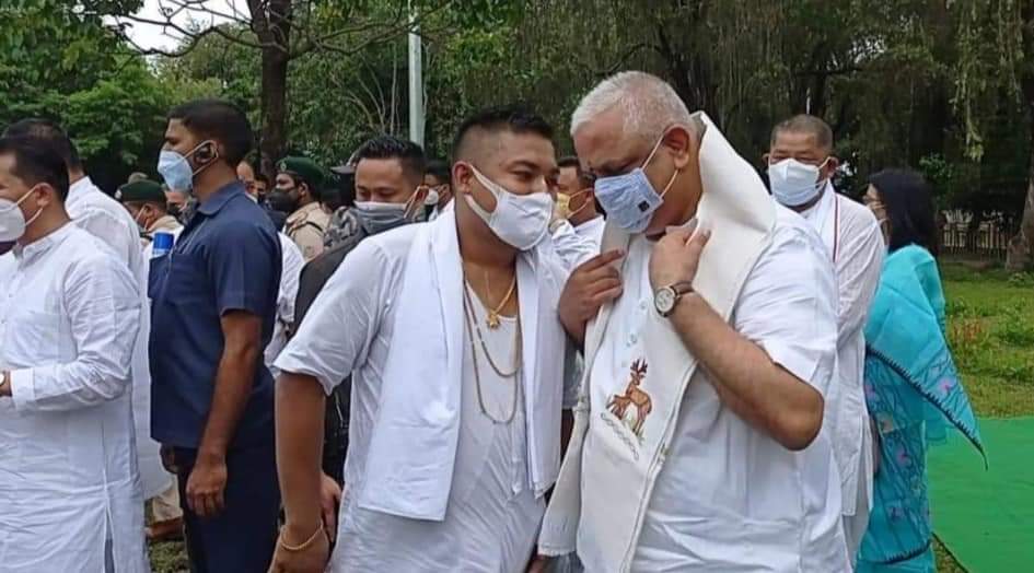 MBarishSharma's tweet photo. Heartiest Birthday wishes to National General Secretary @BJP4India Shri @blsanthosh ji
May God Bless you with Good health and long life🙏 https://t.co/Fkye0Sa5Fi