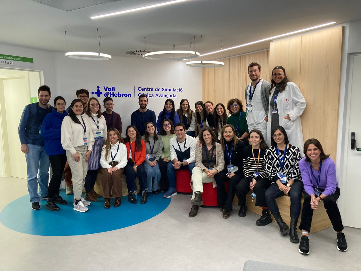 mar_guilarte's tweet photo. 📣📣📣  Los próximos días 15 y 16 de Junio realizaremos la 2ª edición del Curso de Angioedema basado en Simulación para Residentes en @SimulacioVH @vallhebron 
interesados reservad las fechas❗️
🔜 + información

@SEAIC_Alergia @scaic_cat @haeday_ES @AlergiaVH https://t.co/L0balGT2Ye