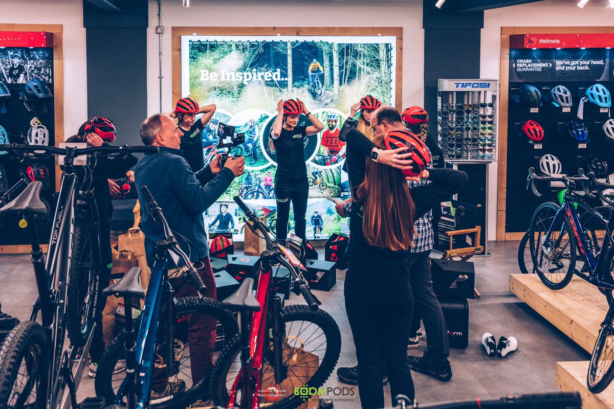 Team launch weekend incoming…

This weekend sees the whole team come together for our team launch kindly hosted by Big Bear Bikes.  

📸 <a href="/MooreDarran/">Darran Moore Photog</a>
