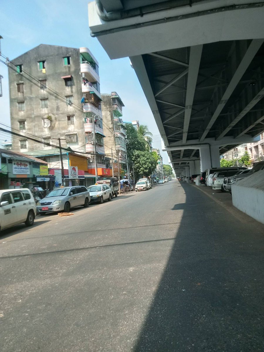bloggernpl's tweet photo. Today, People participated in Silent Strike in Yangon and Google Map showed that all roads are empty. #WhatsHappeningInMyanmar #SilentStrike https://t.co/hcUysiaWvN