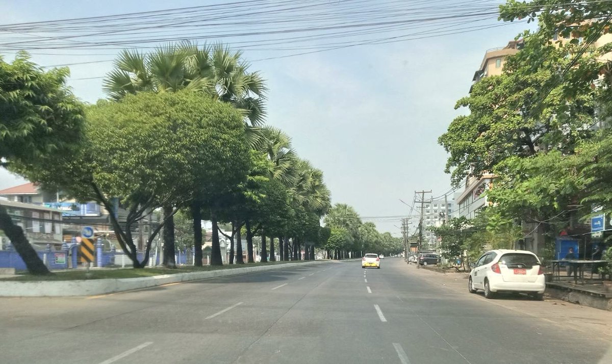 bloggernpl's tweet photo. Today, People participated in Silent Strike in Yangon and Google Map showed that all roads are empty. #WhatsHappeningInMyanmar #SilentStrike https://t.co/hcUysiaWvN