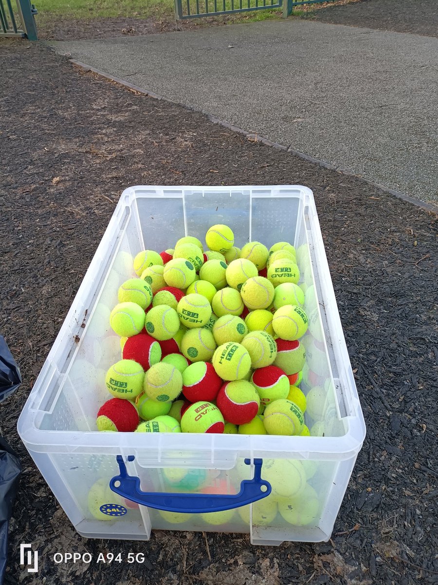 @HorburyPS ... New balls please! We hope this small donation is of use to you guys.
#playlearncompete #WST