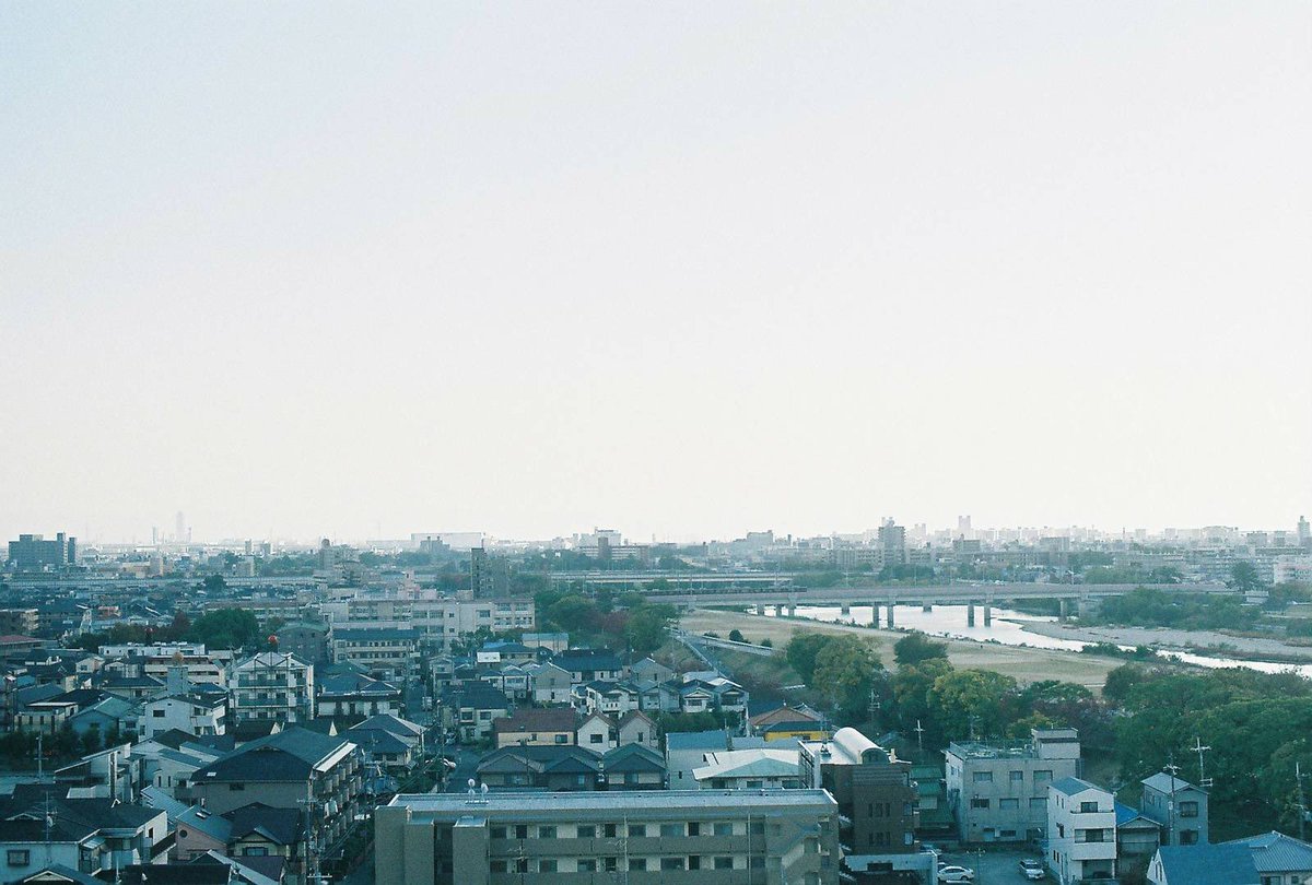 この暮らしが、いつかなくなってしまう前に。

#film #olympus #photography 
#ファインダー越しの私の世界