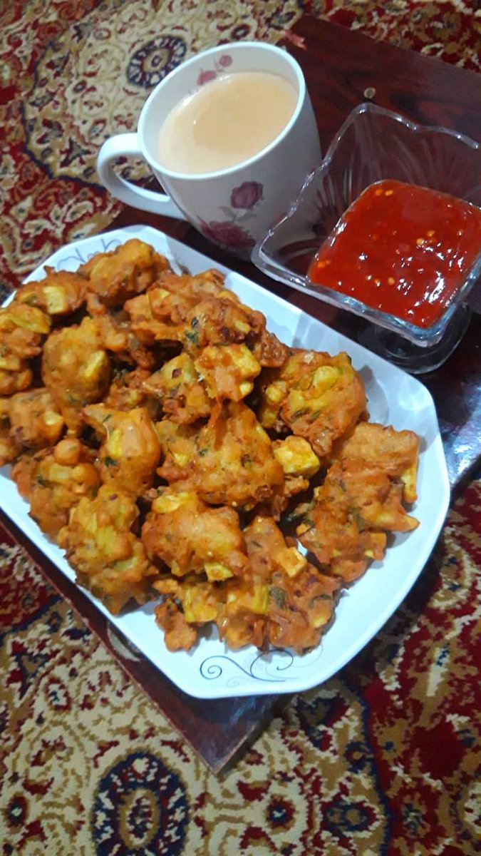 Drarmankhan4's tweet photo. 😋😋 https://t.co/wv1am7WuRo