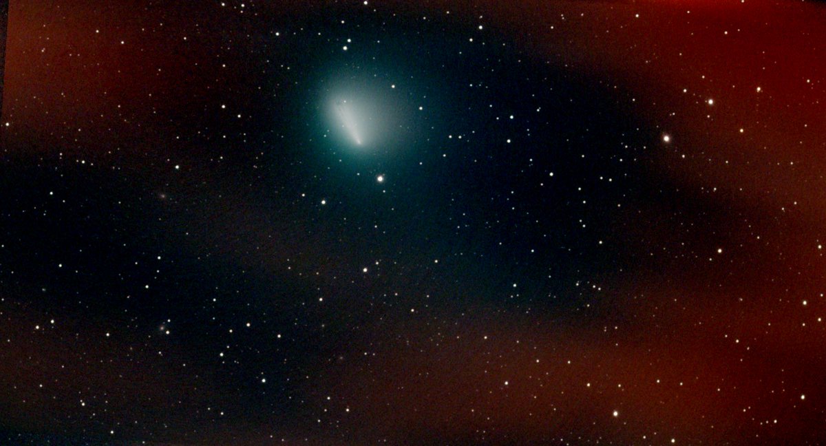 karan4u's tweet photo. C/2022 E3 ZTF green comet 💫 https://t.co/iKYOnBPIKb