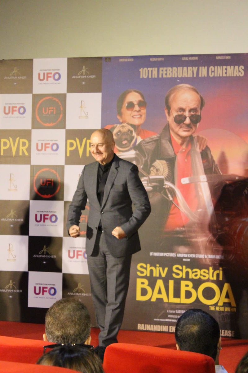actorprepares's tweet photo. An evening well spent with the stars at the trailer launch at #pvricon of the upcoming feature film #ShivShastriBalboa. Thank you @AnupamPKher sir for inviting the students to experience this. Another proud moment was to see our alumni @RupaliSuri07 host the event so brilliantly. https://t.co/JDg4CzXXCj
