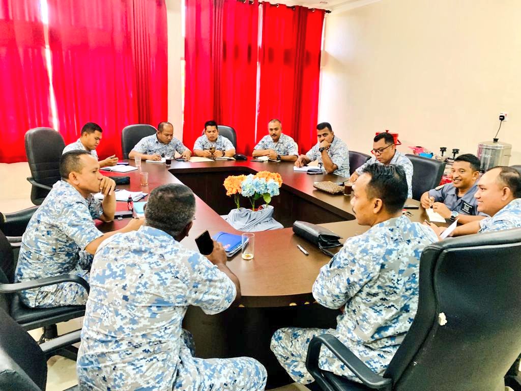 WismaLumut's tweet photo. Mesyuarat Koordinasi Ketiga Program Seniorate Command and Commnunication (SCNC).
@HisyamHarun3372
@PakLongMie78 @azrul6695
#BackBoneRMN https://t.co/NEdWo3A9QH