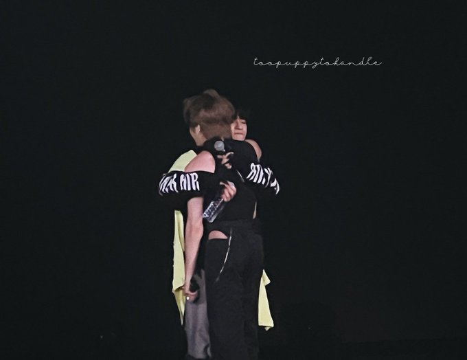 Bluedwinter's tweet photo. These brothers always give you the best hug๐ฅบ
Now, I wanna hugged by them too๐
#Nnattawin #barcodetin
#ApoBarcode https://t.co/vSfEfG0wzm