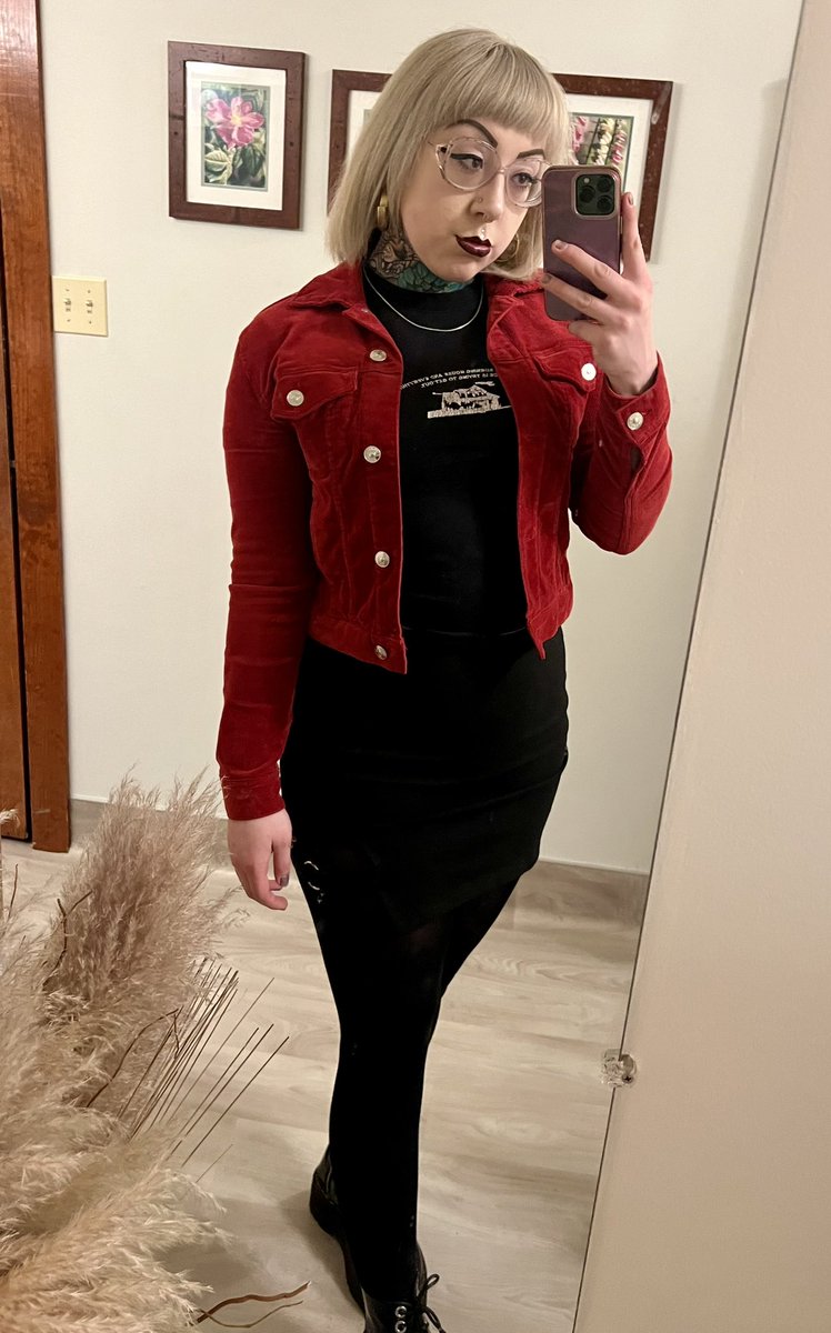 ❤️🖤❤️