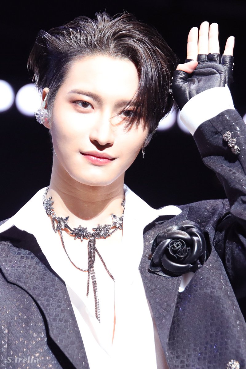 strella_sh's tweet photo. 230130 FC talk event

#ATEEZ #박성화 #성화 #SEONGHWA #ソンファ #PARADIGM https://t.co/XoRI6ZsOLM