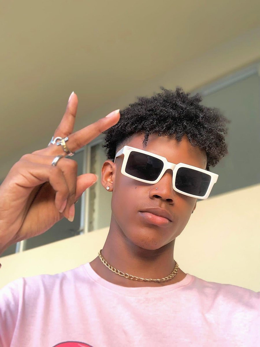 YilsXx's tweet photo. It’s me again 🤯😈❤️❤️❤️ https://t.co/AAwG51AuhP