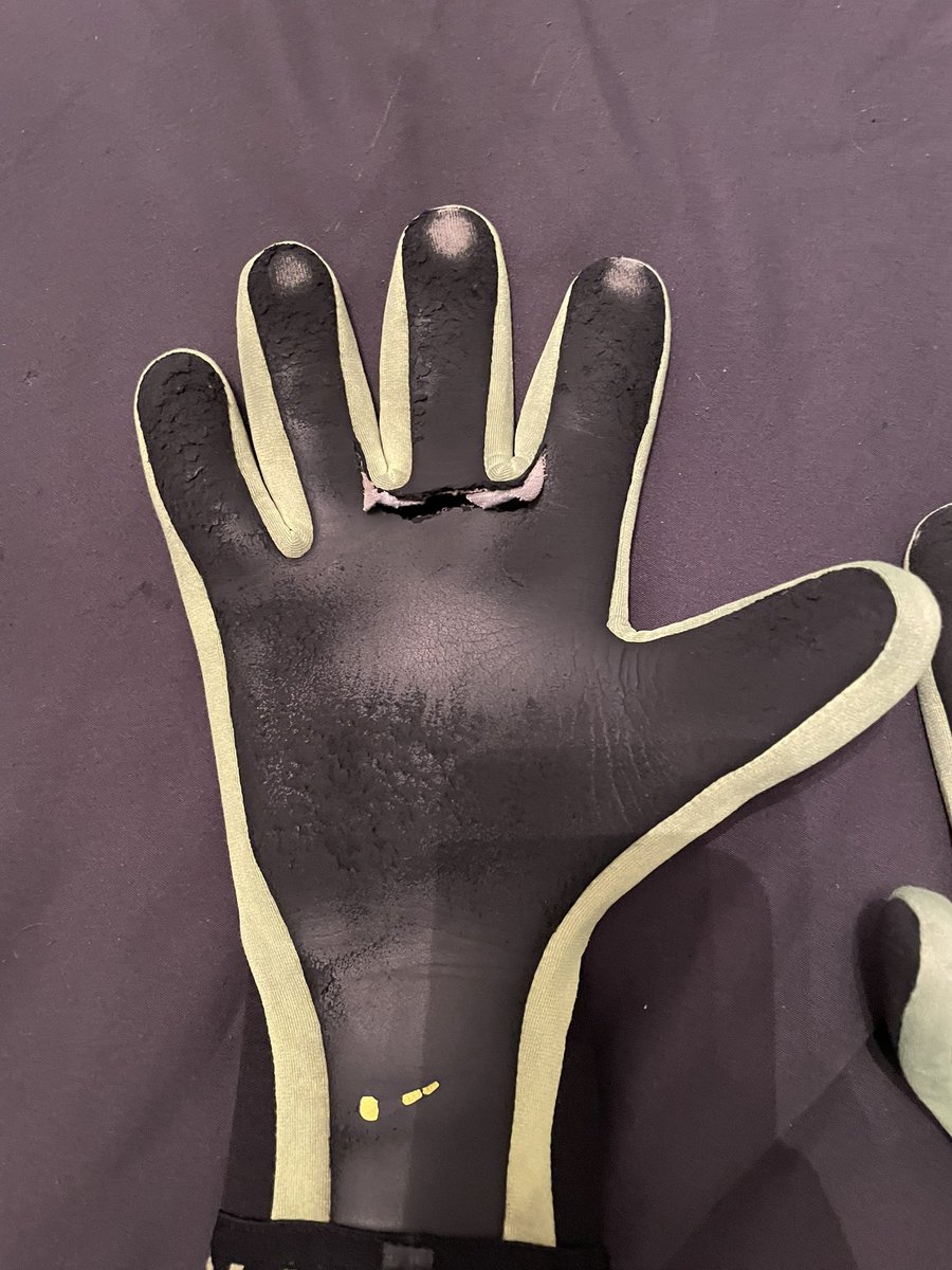 Charp1980 tweet media