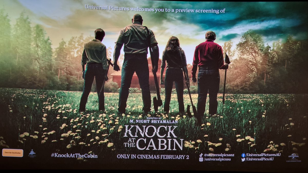 FilmMomatic's tweet image. #NowWatching KNOCK AT THE CABIN @MNightShyamalan #JonathanGroff #BenAldridge #KristenCui @DaveBautista #NikkiAmukaBird #AbbyQuinn #RupertGrint @UniversalPicsAU