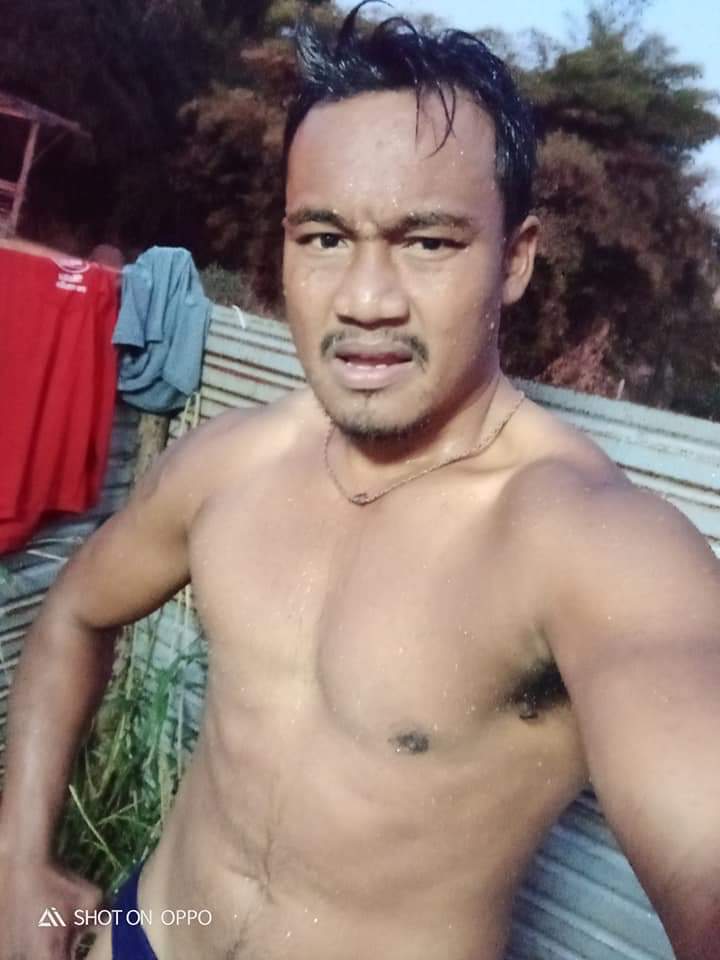 jum_nongo0's tweet photo. ความหล่อผมมันไม่มีแต่ถ้าเรื่องเอวดี 5g ต้องหลบไป https://t.co/CIgkxlqKKt