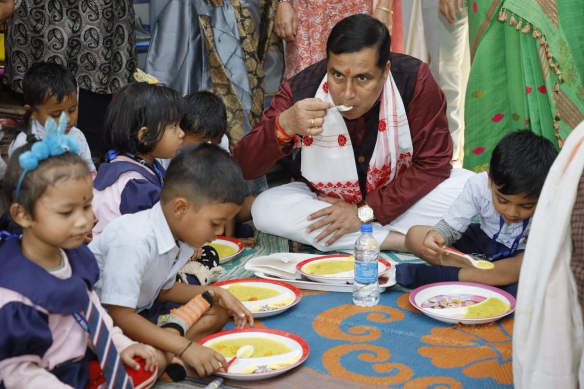 jayanta_malla's tweet photo. Anganwadi centres play a crucial role and provide an integrated package of services including supplementary nutrition, basic healthcare and pre-school education. 
On that note, as per the instructions of HCM Dr. Himanta Biswa Sarma sir, visited Bongaon Anganwadi Centre at https://t.co/PUrH8e5Dd3