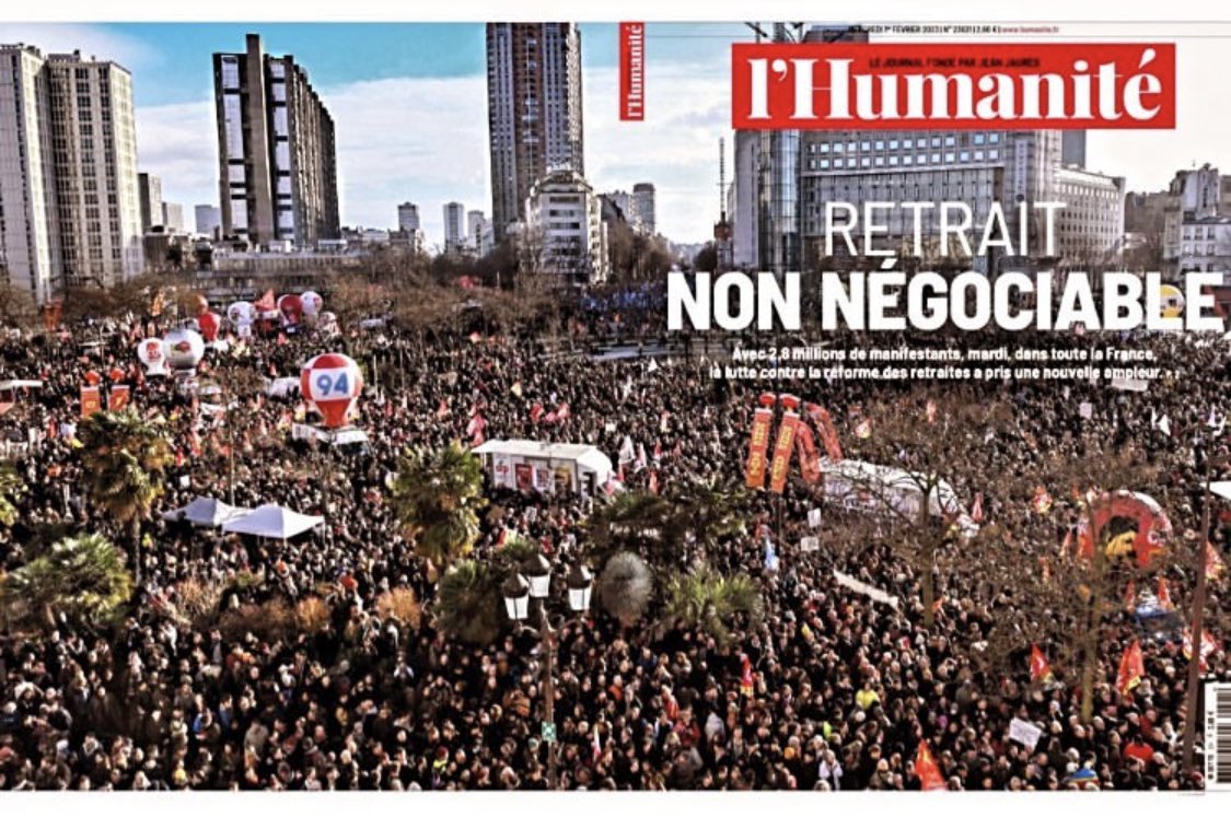 PierrickLVN's tweet photo. Selon les chiffres de la police, la mobilisation d’hier était la plus grosse des 30 dernières années. 

Une seule solution : le retrait. 

On continue ! 

#greve31janvier 
#greve7fevrier https://t.co/sfsESfah6p