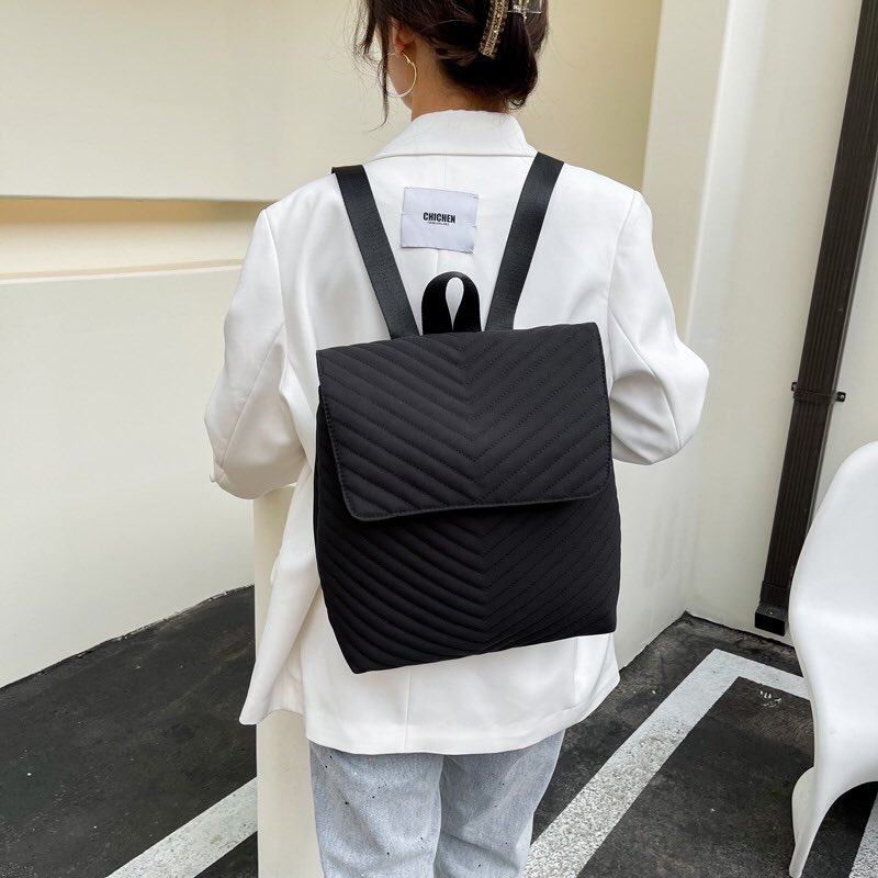 ShopwithMo's tweet image. Women’s medium bag-pack

A small laptop can fit into this bag and many more.
Perfect for formal and casual outings.

Price: 6000

Kindly, send a DM to order yours 
Nationwide delivery 

Please, help RT

ShopwithMo🛍