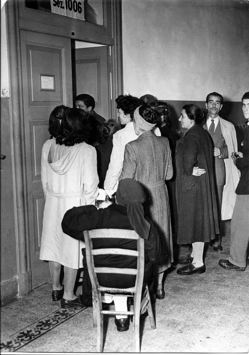 L'1 febbraio 1945 il governo Bonomi riconosce per la prima volta in Italia il diritto di voto alle donne con più di 21 anni. 

1945, soli 78 anni fa. 
Non mille anni fa, 78.