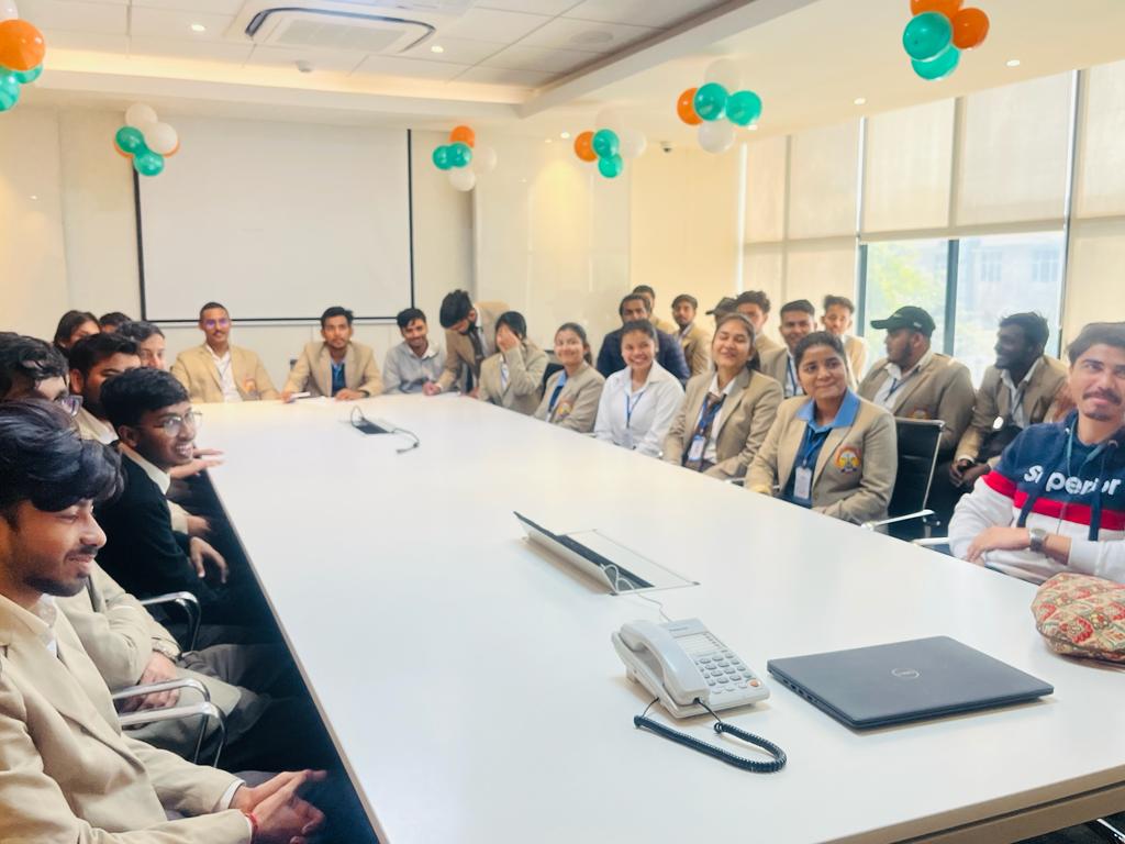 mtaIndia_'s tweet photo. Successfully held the Industrial Visit from @iimtnoida   Students at our office premises in Noida. We are thankful to IIMT College's management and the students for allowing us to be part of your ongoing career.

#mtaindia #IndustrialVisit #ITTraining https://t.co/8a3GXXT8j5