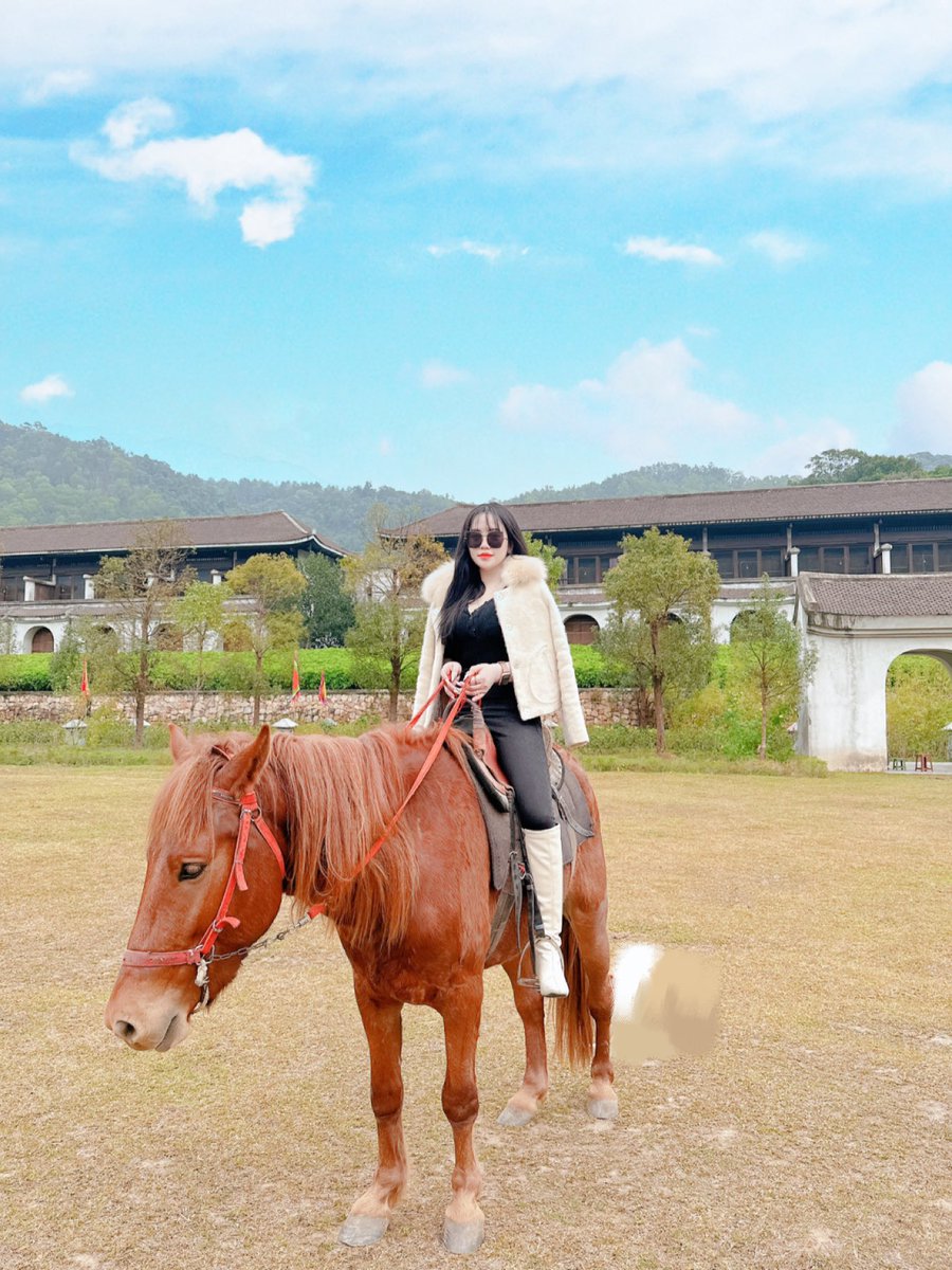 Đến một ngày , khẩu vị sẽ trưởng thành , thú vui sẽ tao nhã , dung nhan sẽ nhã nhặn. 😎